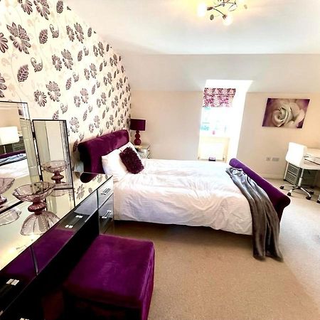 Lakeside Stylish 3 Bedroom House Grays Экстерьер фото
